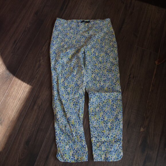 Ladies High End Up Crops - Picture 5 of 5